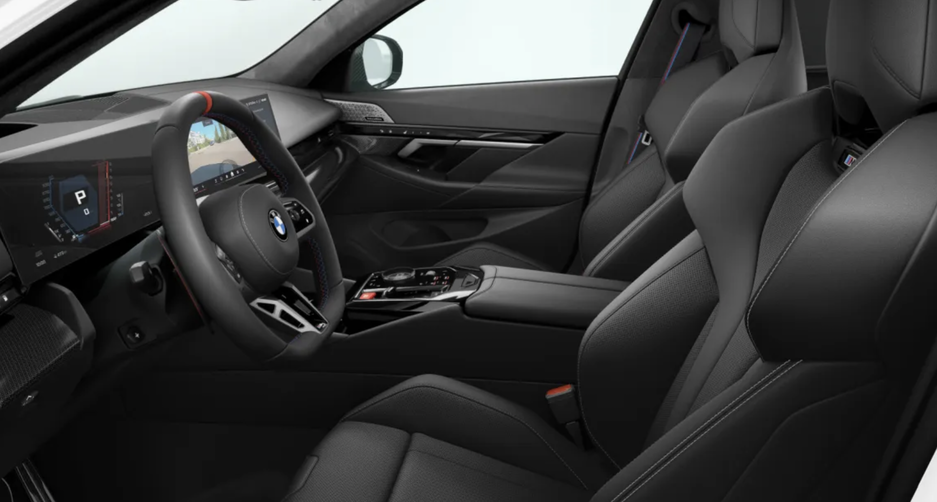 BMW M5 SEDAN | nový model | V8 biturbo hybrid 727 koní | super sportovní hybridní sedan | novinka ve výrobě | maximální výbava | první nové auto | velká sleva | nákup online | AUTOiBUY.com
